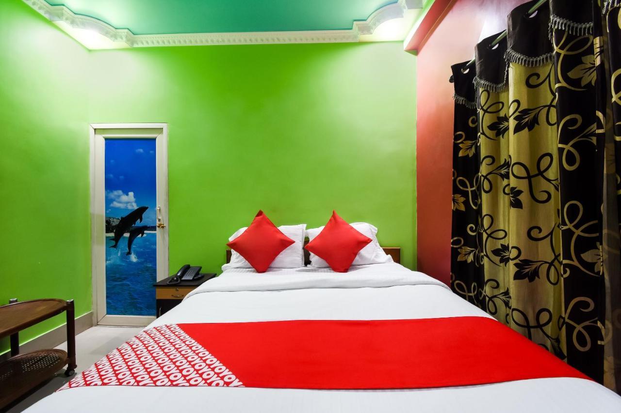Oyo 44160 Hotel Sahana Jangipur Экстерьер фото