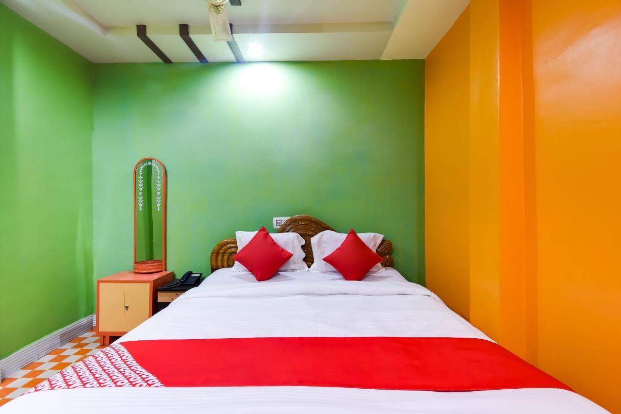 Oyo 44160 Hotel Sahana Jangipur Экстерьер фото